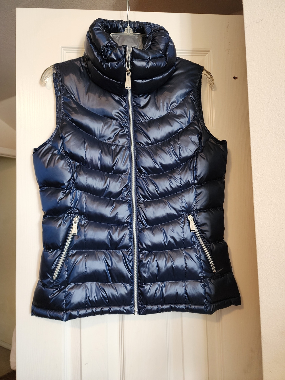 Michael Kors Shiny Packable Puffer Vest Metallic Navy Blue Size S
